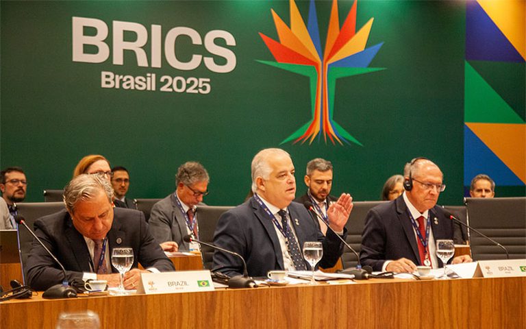 Márcio França destaca GT dos pequenos negócios no Brics e apresenta resultados Márcio França destaca GT dos pequenos negócios no Brics e apresenta resultados