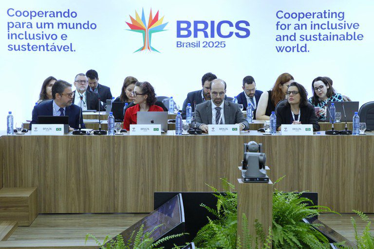 Ministério da Gestão lidera debate do Brics sobre compras públicas sustentáveis Ministério da Gestão lidera debate do Brics sobre compras públicas sustentáveis