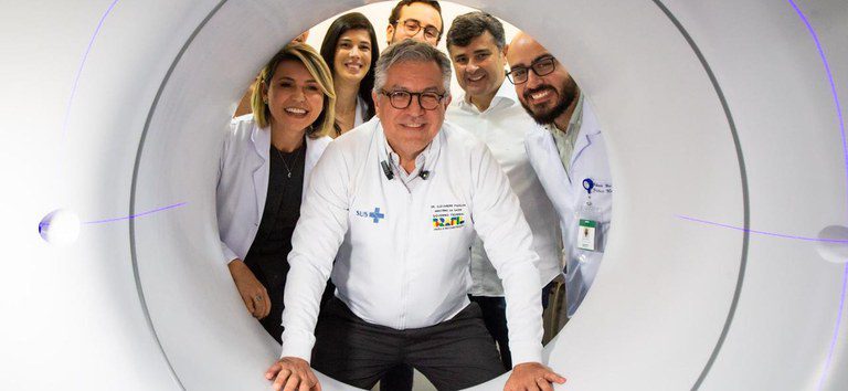 Saúde inaugura radioterapia em Pernambuco e reforça assistência do SUS a pacientes com câncer Saúde inaugura radioterapia em Pernambuco e reforça assistência do SUS a pacientes com câncer