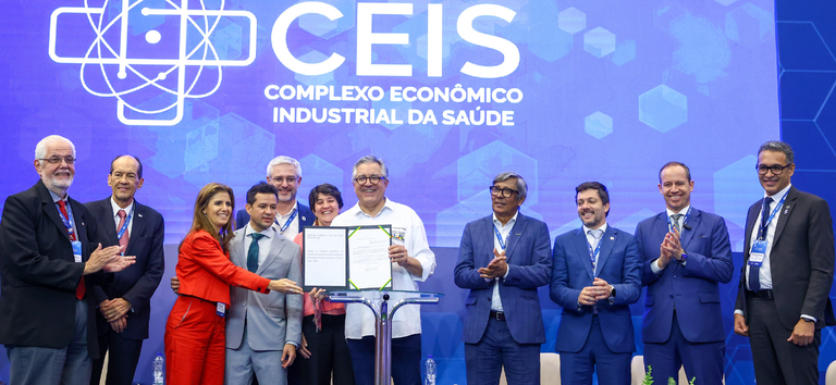Saúde reforça parcerias para produção nacional de vacinas contra doenças como Covid-19 e Zika Saúde reforça parcerias para produção nacional de vacinas contra doenças como Covid-19 e Zika
