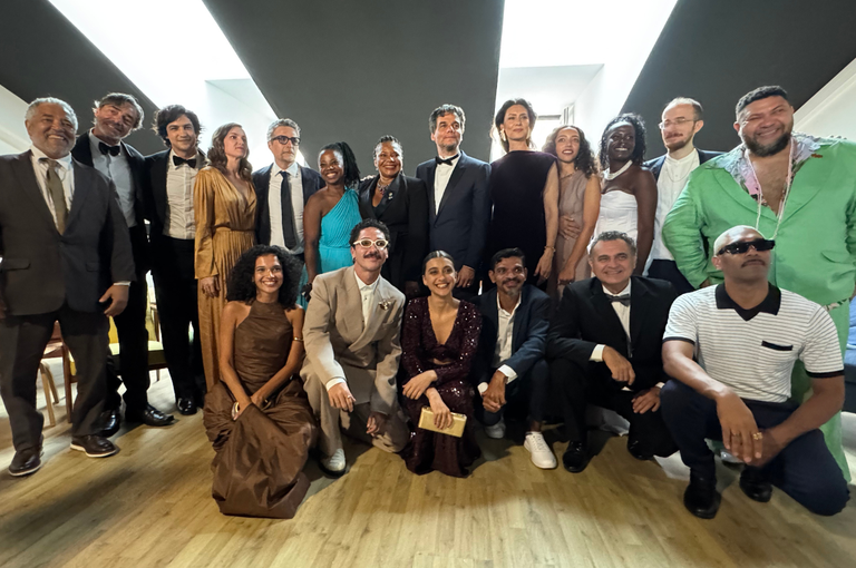 Filme brasileiro Agente Secreto tem estreia mundial aplaudida durante 13 minutos em Cannes Filme brasileiro Agente Secreto tem estreia mundial aplaudida durante 13 minutos em Cannes