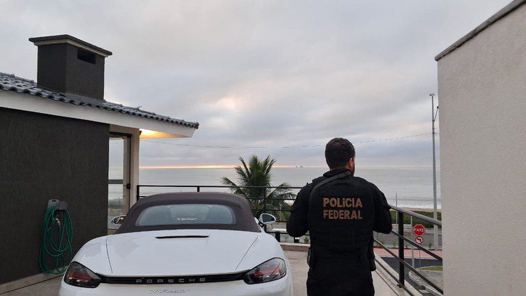Operações da PF combatem fraudes cibernéticas e crimes financeiros em três estados Operações da PF combatem fraudes cibernéticas e crimes financeiros em três estados