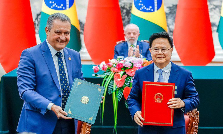 Plano de cooperação entre Brasil e China prevê fóruns bilaterais para projetos de infraestrutura Plano de cooperação entre Brasil e China prevê fóruns bilaterais para projetos de infraestrutura