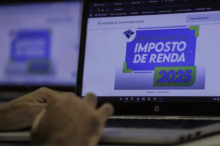 Receita Federal abre consulta ao primeiro lote de restituição do Imposto de Renda com valor recorde Receita Federal abre consulta ao primeiro lote de restituição do Imposto de Renda com valor recorde