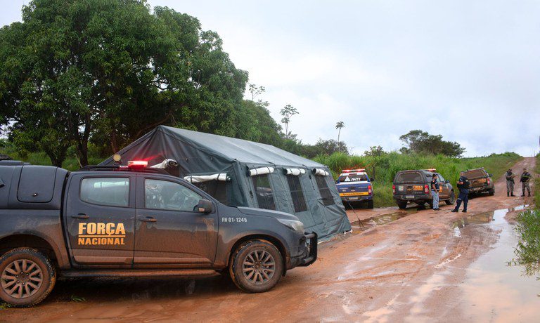 Ação coordenada pela Casa de Governo sufoca logística do garimpo ilegal em Roraima Ação coordenada pela Casa de Governo sufoca logística do garimpo ilegal em Roraima