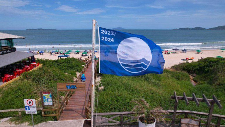 Bandeira Azul: 60 praias e marinas brasileiras são indicadas para receber certificação internacional Bandeira Azul: 60 praias e marinas brasileiras são indicadas para receber certificação internacional