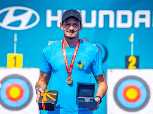 Arqueiro do Bolsa Atleta vence etapa da Copa do Mundo na Turquia Arqueiro do Bolsa Atleta vence etapa da Copa do Mundo na Turquia