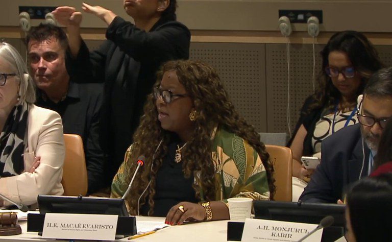 Na ONU, ministra defende uso ético da IA para incluir pessoas com deficiência Na ONU, ministra defende uso ético da IA para incluir pessoas com deficiência