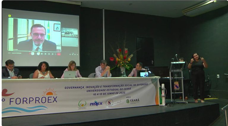 Extensão em Participação Social é debatida no fórum de pró-reitores de instituições públicas Extensão em Participação Social é debatida no fórum de pró-reitores de instituições públicas