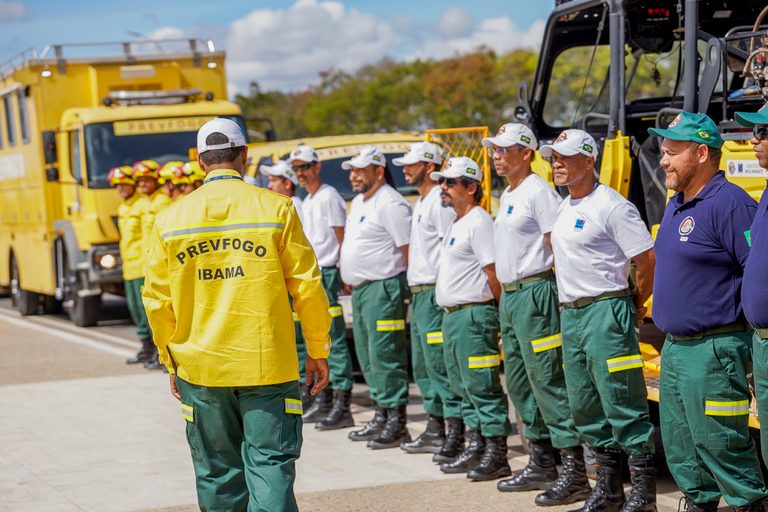Governo Federal sanciona lei que fortalece resposta a incêndios florestais no país Governo Federal sanciona lei que fortalece resposta a incêndios florestais no país