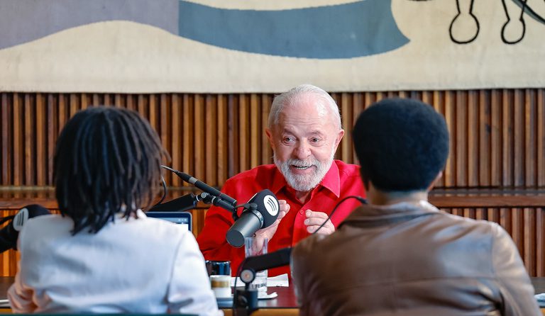 lula_podcast.jpg