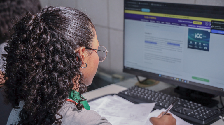 Mais de 2 mil escolas públicas vão receber internet de alta velocidade Mais de 2 mil escolas públicas vão receber internet de alta velocidade