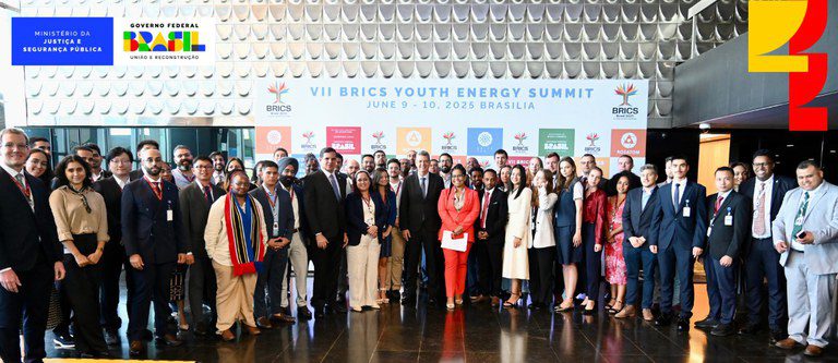 Mais vulneráveis devem ter atenção especial em transição energética, defende MJSP em reunião do Brics Mais vulneráveis devem ter atenção especial em transição energética, defende MJSP em reunião do Brics