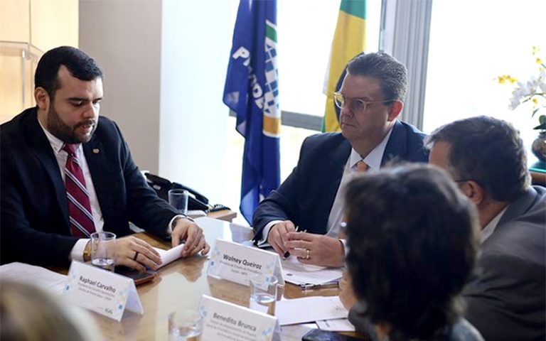 Ministério da Previdência recebe Conselho Nacional dos Direitos da Pessoa Idosa Ministério da Previdência recebe Conselho Nacional dos Direitos da Pessoa Idosa