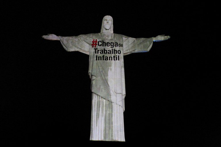 No Rio de Janeiro, MDHC participa de ato simbólico pelo fim do trabalho infantil No Rio de Janeiro, MDHC participa de ato simbólico pelo fim do trabalho infantil