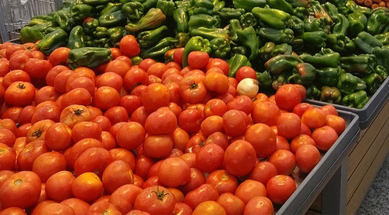 Alimentos e combustíveis recuam, e prévia da inflação confirma trajetória de queda Alimentos e combustíveis recuam, e prévia da inflação confirma trajetória de queda