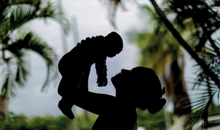 Zika: 10 anos do surto que mudou a história da saúde materno e infantil no País Zika: 10 anos do surto que mudou a história da saúde materno e infantil no País