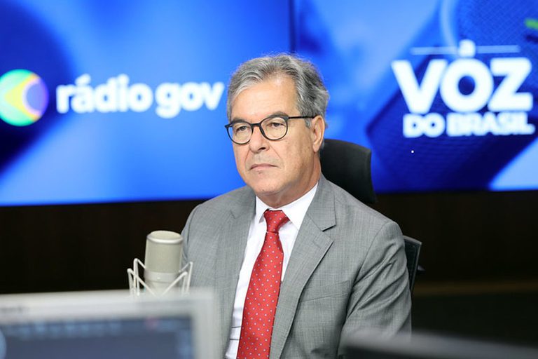 'Quem trabalhou para que Trump adotasse essa taxação trabalhou contra o Brasil' 'Quem trabalhou para que Trump adotasse essa taxação trabalhou contra o Brasil'