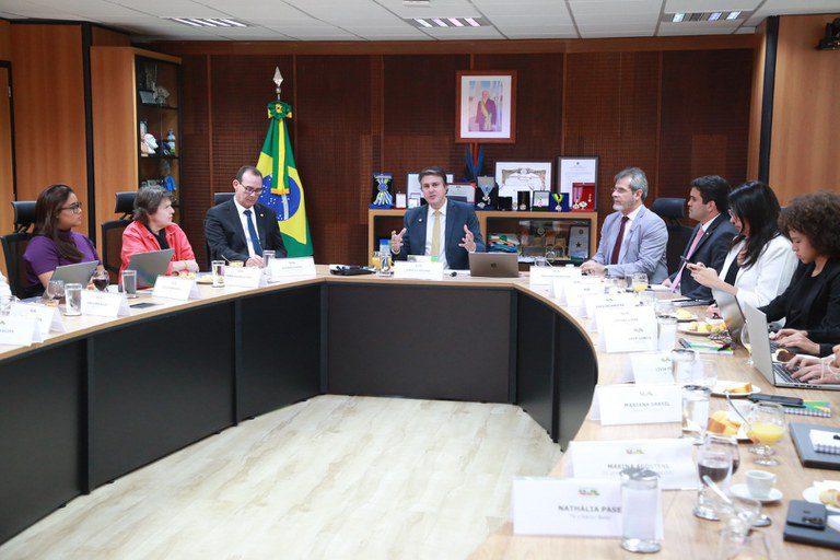 Mais de 58% dos municípios brasileiros melhoraram alfabetização em 2024