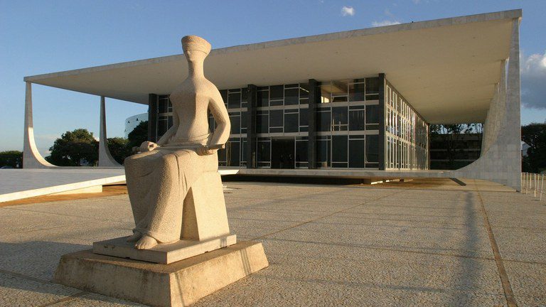 AGU pede ao Supremo que declare constitucional decreto presidencial sobre IOF