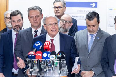 Alckmin: Governo trabalha para resolver questão tarifária com Estados Unidos antes de agosto