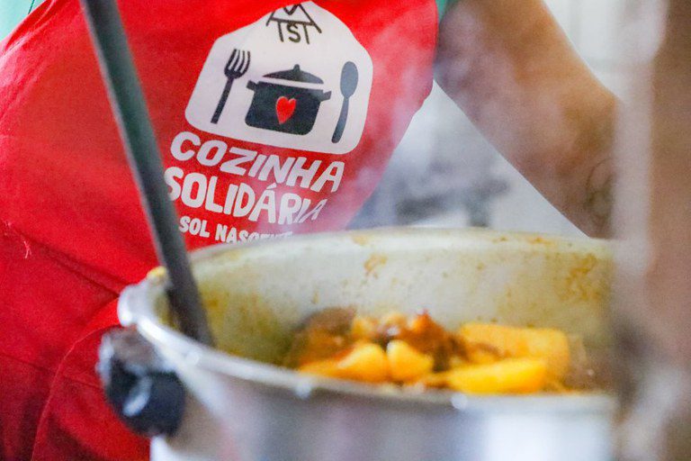 Programa de Aquisição de Alimentos leva dignidade à agricutura familiar há 22 anos Programa de Aquisição de Alimentos leva dignidade à agricutura familiar há 22 anos