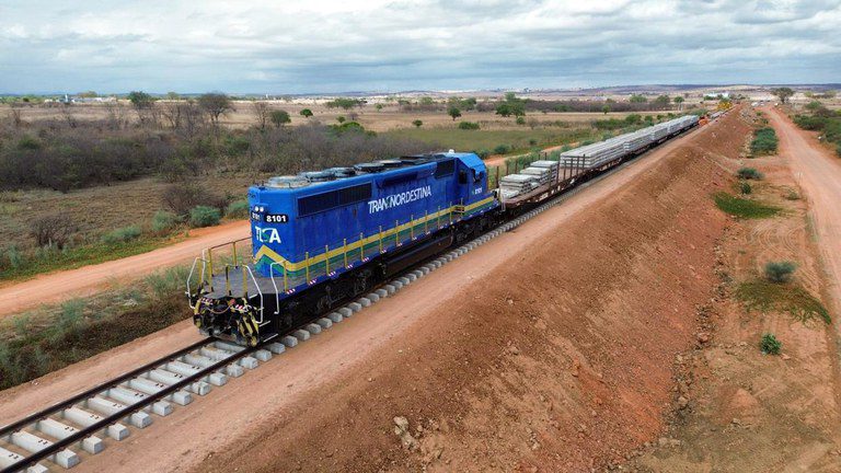Aporte de R$ 816 milhões acelera conclusão da Transnordestina Aporte de R$ 816 milhões acelera conclusão da Transnordestina