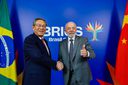 Com primeiro-ministro da China, Lula enfatiza excelente momento da relação bilateral