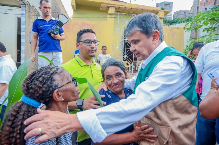 Conheça a história de famílias que saíram da pobreza e deixaram o Bolsa Família Conheça a história de famílias que saíram da pobreza e deixaram o Bolsa Família