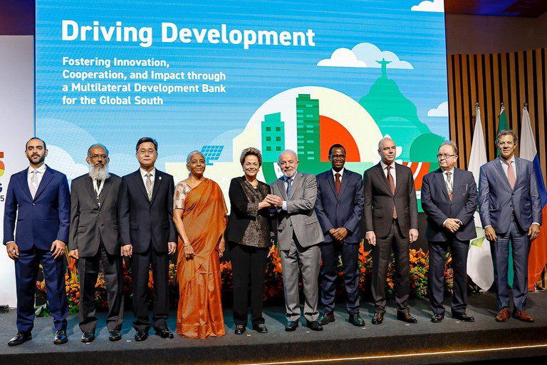 Criação do Banco do Brics foi marco na cooperação entre países emergentes, diz Lula Criação do Banco do Brics foi marco na cooperação entre países emergentes, diz Lula
