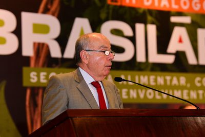 MDIC e Itamaraty enviam carta ao governo dos EUA sobre tarifas: 'indignação'