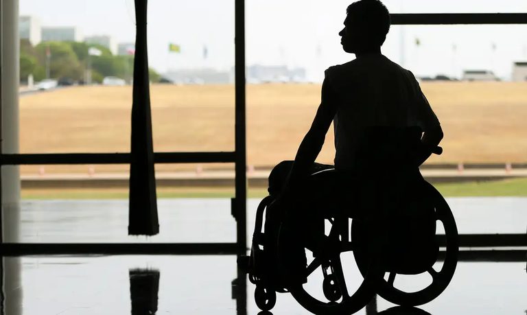 Lei de Cotas, 34 anos: mais de 63 mil PCD's contratadas em 2025