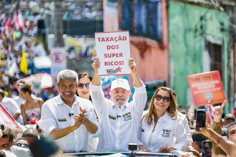 Lula defende justiça tributária: luta por um país com padrão de classe média