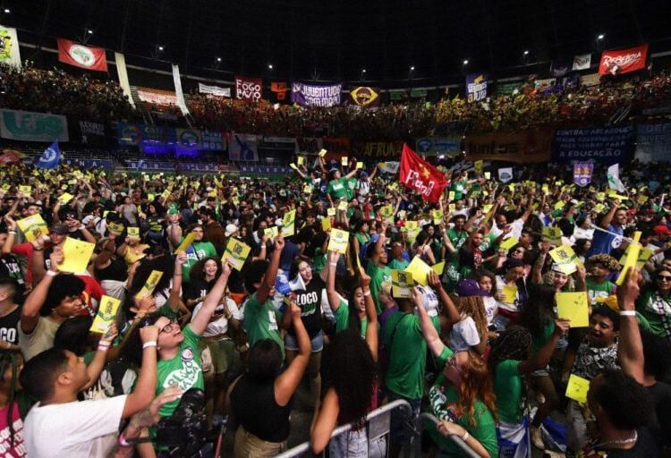 Lula participa do 60º Congresso da União Nacional dos Estudantes. Assista Lula participa do 60º Congresso da União Nacional dos Estudantes. Assista