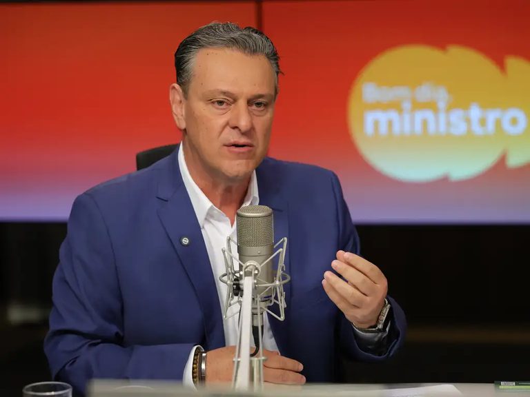 Maior apoio a médios produtores contribui para alimento mais barato, diz Fávaro Maior apoio a médios produtores contribui para alimento mais barato, diz Fávaro