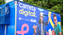 Mais de 6 mil estudantes já foram capacitados com a Carreta Digital do MCom