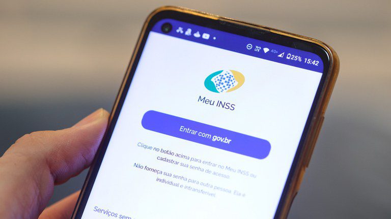 Ressarcimento: mais de meio milhão de beneficiários do INSS vão receber até sexta (25)