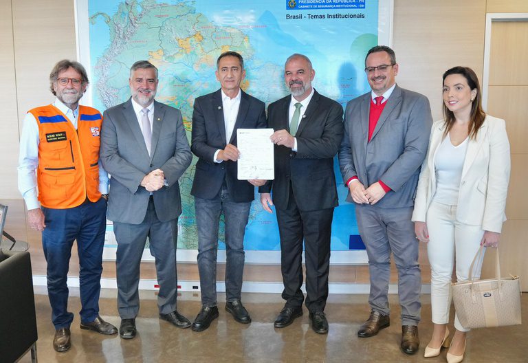 MIDR assina repasse de R$ 16 milhões para obras de reconstrução em Santa Maria (RS) MIDR assina repasse de R$ 16 milhões para obras de reconstrução em Santa Maria (RS)