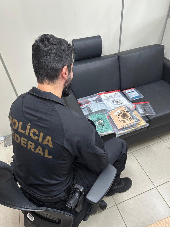 PF desarticula organização criminosa voltada ao contrabando de imigrantes PF desarticula organização criminosa voltada ao contrabando de imigrantes
