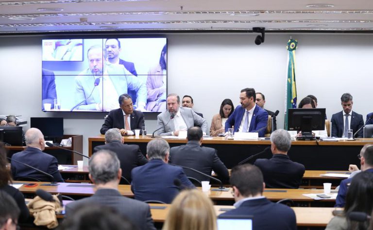 silveira_camara2.jpg