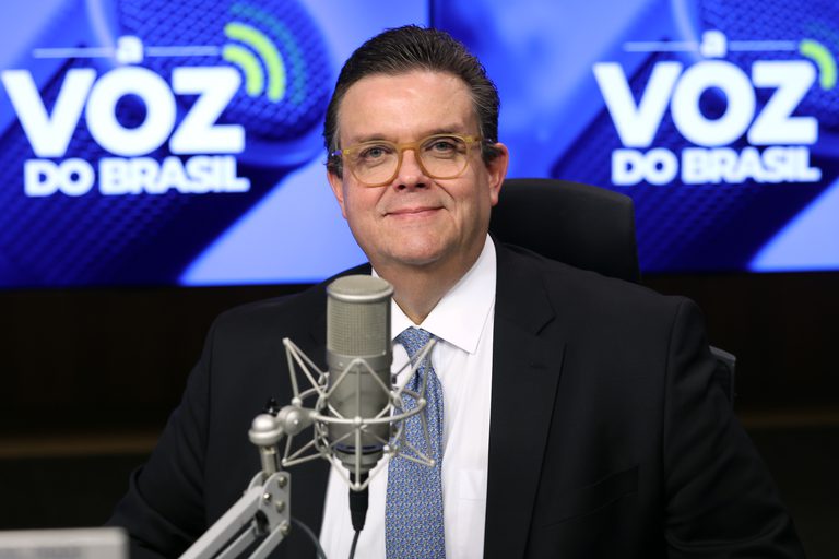 Ministro da Previdência detalha acordo para agilizar ressarcimento a aposentados do INSS Ministro da Previdência detalha acordo para agilizar ressarcimento a aposentados do INSS