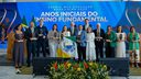 'A educação é a única solução para resolver os problemas do país', diz Lula em entrega do Prêmio MEC 'A educação é a única solução para resolver os problemas do país', diz Lula em entrega do Prêmio MEC