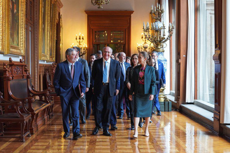 Brasil e México vão ampliar acordo de comércio e investimentos Brasil e México vão ampliar acordo de comércio e investimentos