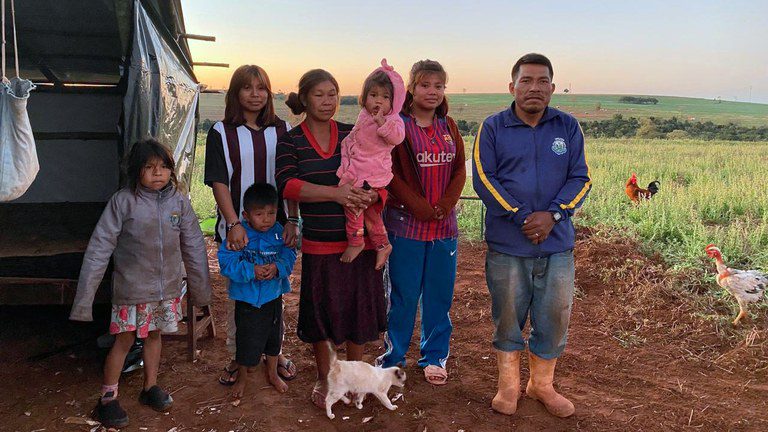 Comunidades Avá-Guarani do Oeste do Paraná começam a ocupar áreas compradas pela União em acordo de reparação Comunidades Avá-Guarani do Oeste do Paraná começam a ocupar áreas compradas pela União em acordo de reparação
