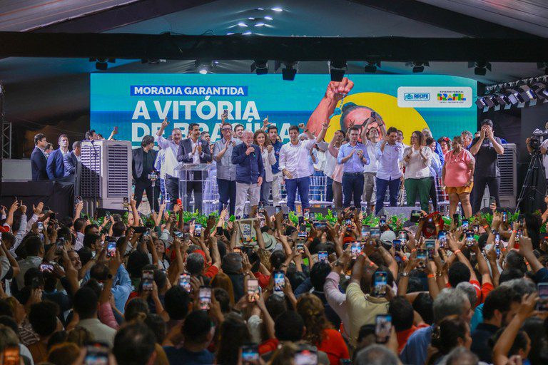Governo Federal garante direito à moradia a famílias de Brasília Teimosa, Recife. Até janeiro serão 6.700 Governo Federal garante direito à moradia a famílias de Brasília Teimosa, Recife. Até janeiro serão 6.700