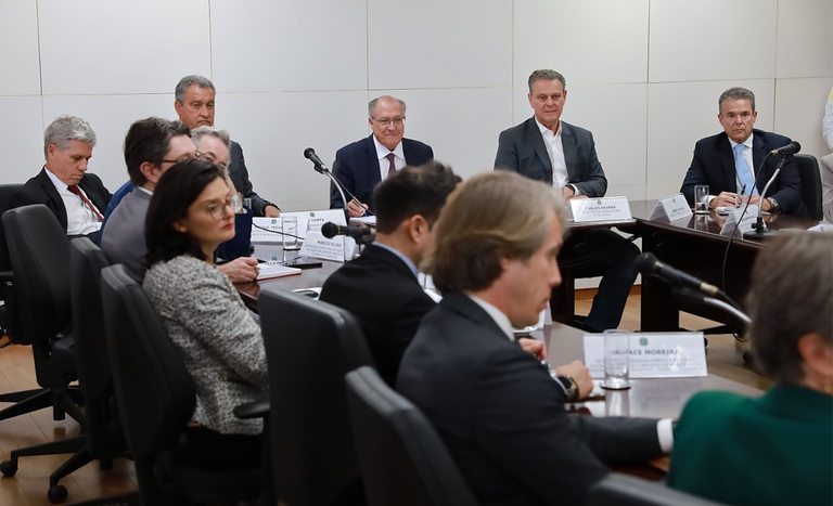 Governo Federal realiza nova rodada de conversa com representantes do agro brasileiro Governo Federal realiza nova rodada de conversa com representantes do agro brasileiro