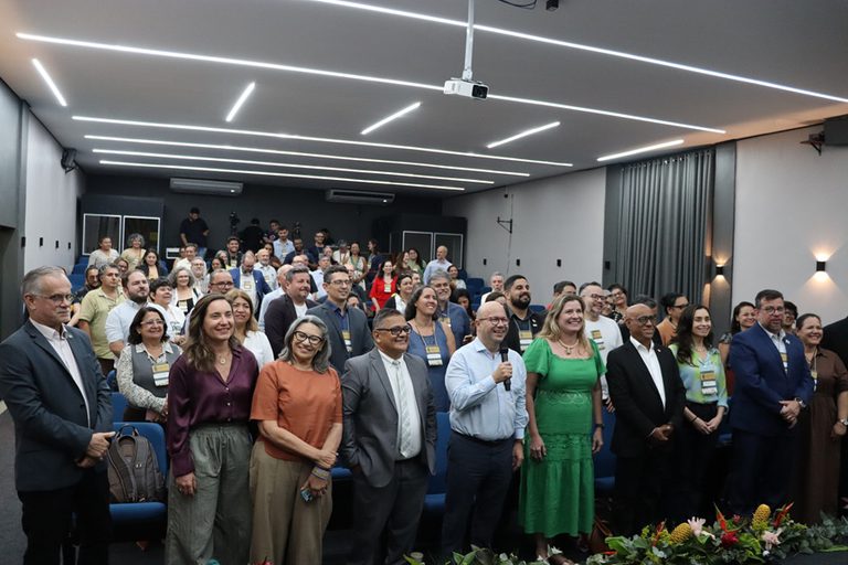 Instituições científicas da Amazônia apresentam propostas para a COP 30 Instituições científicas da Amazônia apresentam propostas para a COP 30