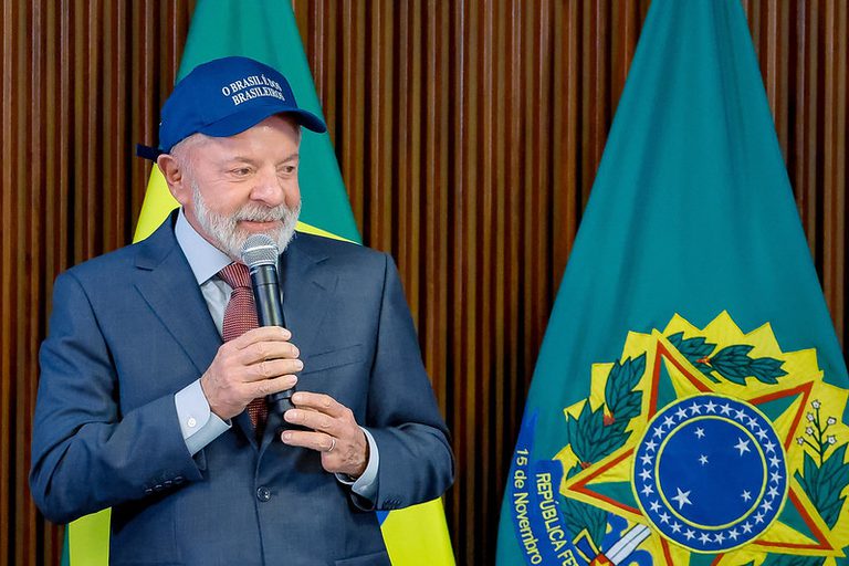 Lula reafirma disposição do governo em negociar tarifas, com igualdade de condições e soberania Lula reafirma disposição do governo em negociar tarifas, com igualdade de condições e soberania