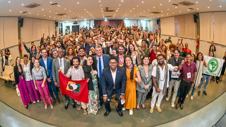 Programa amplia a participação de mulheres jovens em setores estratégicos para o desenvolvimento econômico