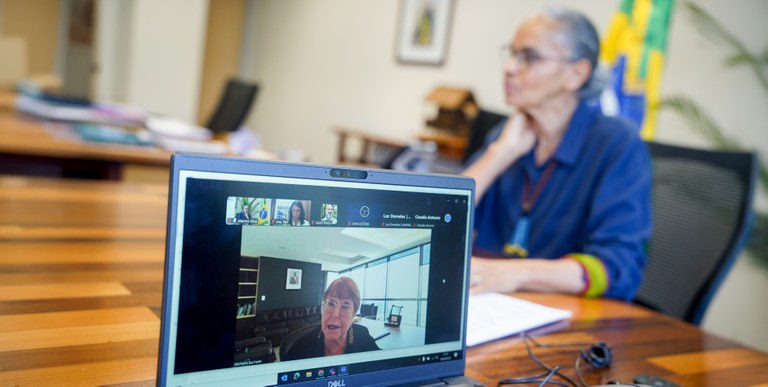 Mundo não pode 'trabalhar no vazio' diante das consequências do clima, diz Marina Mundo não pode 'trabalhar no vazio' diante das consequências do clima, diz Marina